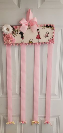 Bow holder organizer