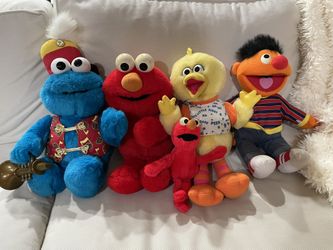 Vintage Sesame Street 18” Elmo Cookie Monster  5 Pcs