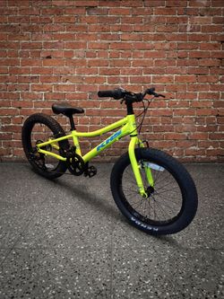 NEW 2025 KHS RAPTOR PLUS 20 YELLOW GEARED KIDS YOUTH BOYS GIRLS FAT TIRE MOUNTAIN MTB MTN BIKE