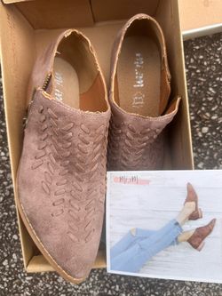 New Mia brown Suede ankle boots