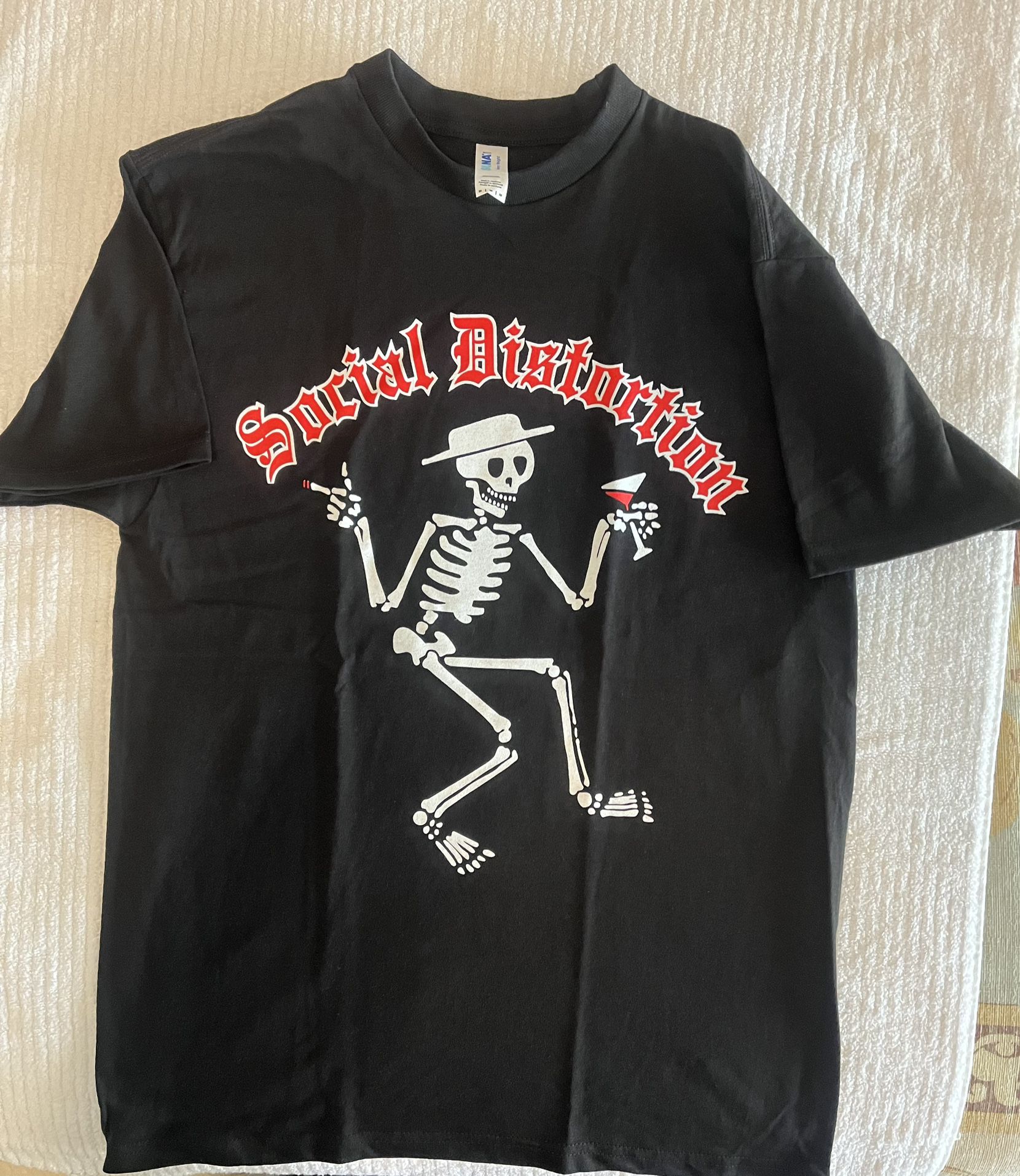Louisville slugger not so heavy metal T-shirt – new for Sale in Goodyear,  AZ - OfferUp