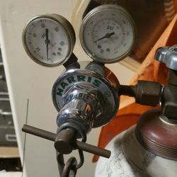 Harris Regulator Guage