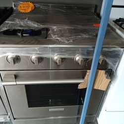 Electrolux stainless steel gas stove 30 wide commercial