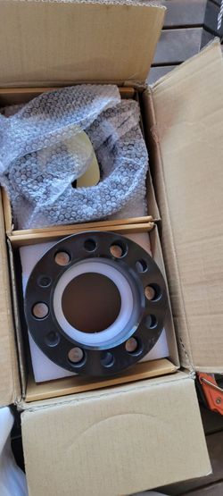 1999---2025 Chevy Silverado, Tahoe / GMC Sierra, Yukon /Cadillac Escalade 2-in Wheel Spacers