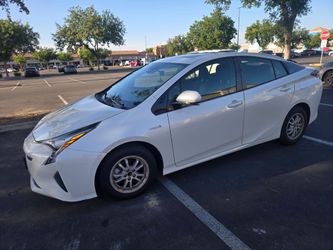 2016 Toyota Prius 50+ mpg's!!!!