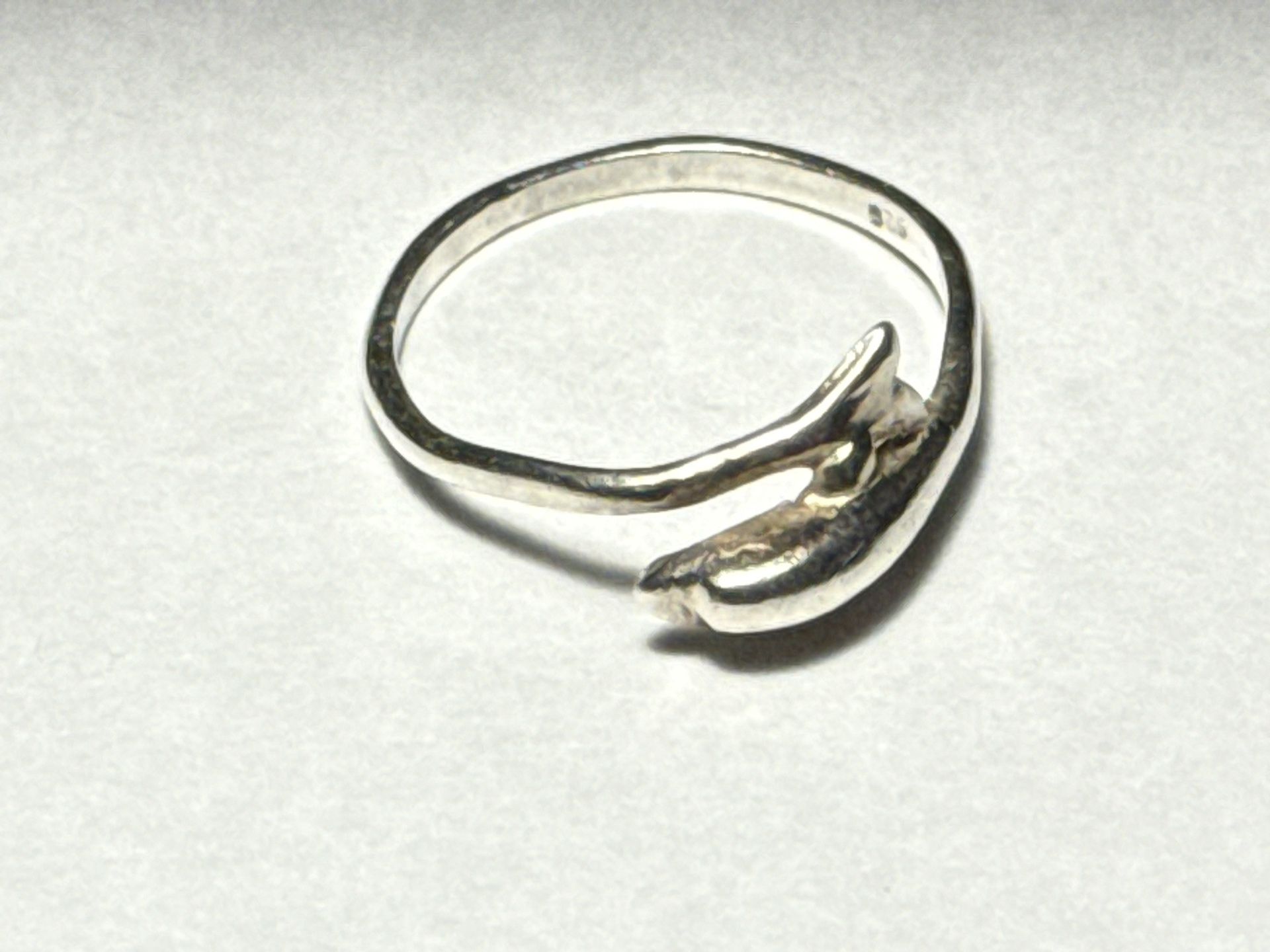 925 DOLPHIN RING