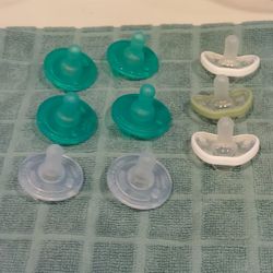 Phillips Avent and Nanobebe Pacifiers Soothie 0-3 and 3-6 mo Bundle
