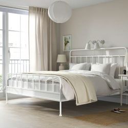 Cama de IKEA