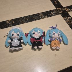 Miku Plushies 
