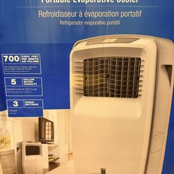 Portable Air Conditioner with Remote, Auto Swing