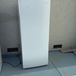 Frigidaire freezer
