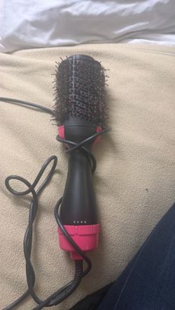 Blow dryer brush