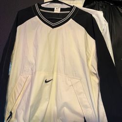 Vintagew Late 80s Nike Windbreaker
