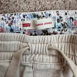 Levi’s cargo jogger pants girls