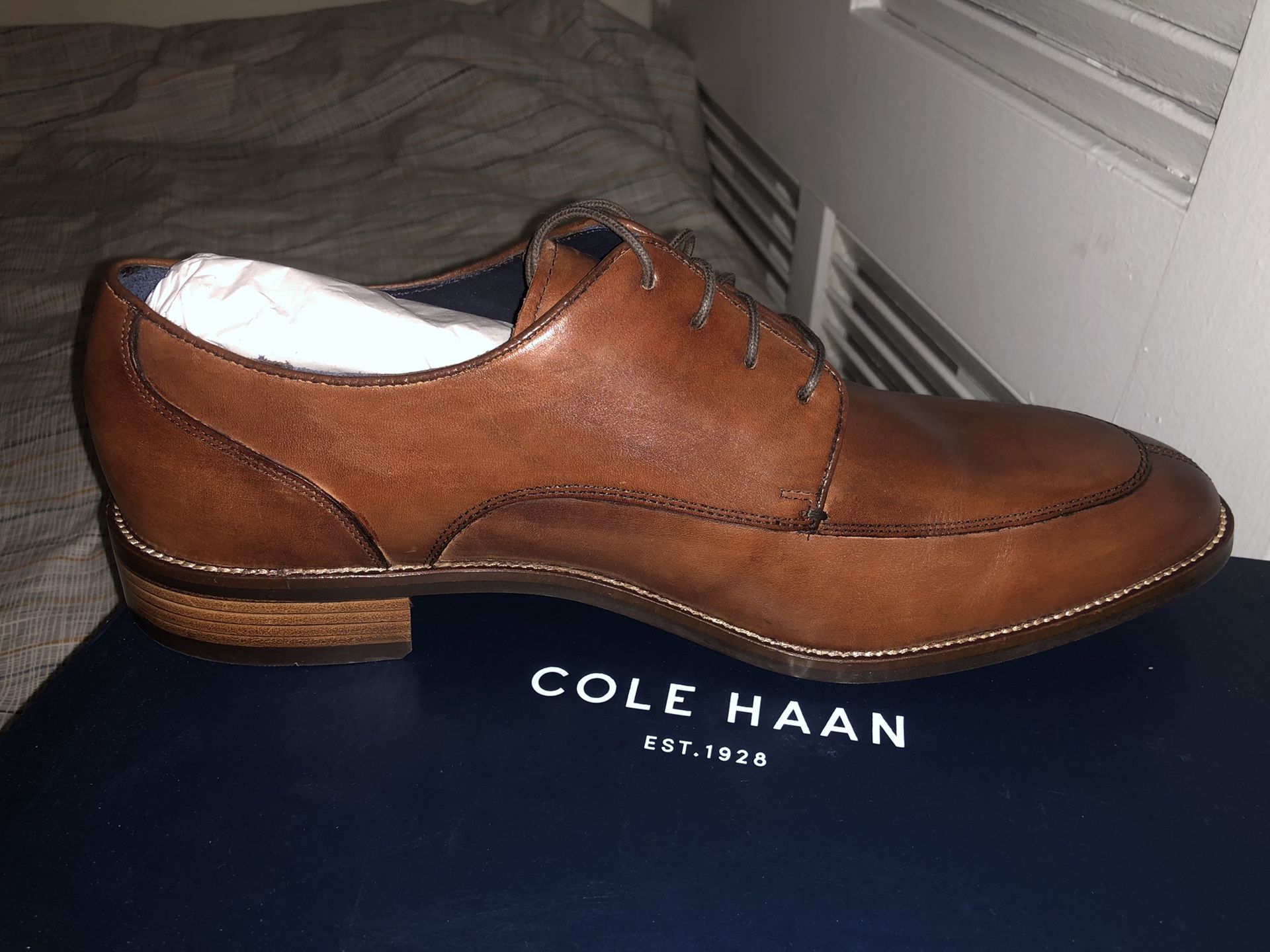 COLE HAAN- Brand New Tan 13M