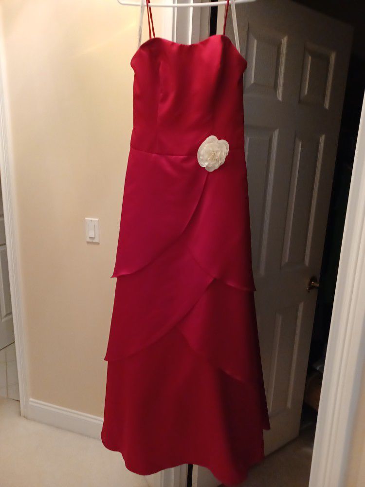 David's Bridal Crimson Red Dress Size 8