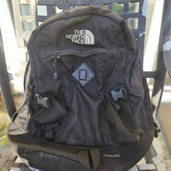 North Face yavapai  day pack