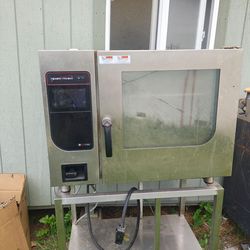 Henny Penny Combi-Oven