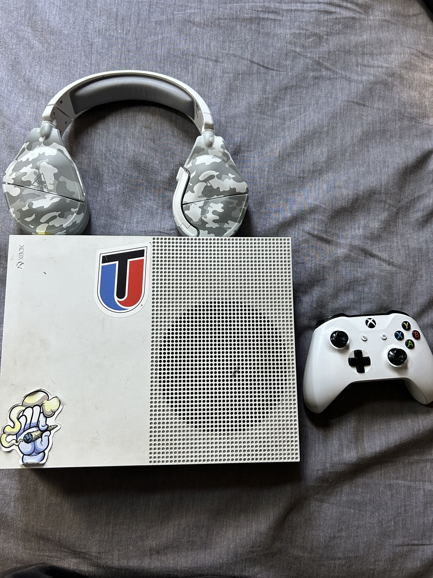 Xbox One S 1TB