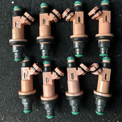 3UZ Toyota V8 DENSO Fuel Injectors