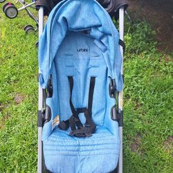 Urbini  Reversible stroller