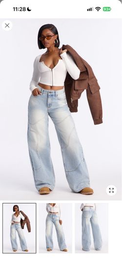 Light Wash Wide Leg Jeans