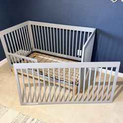 Delta Children Poppy 4-in-1 Convertible Crib