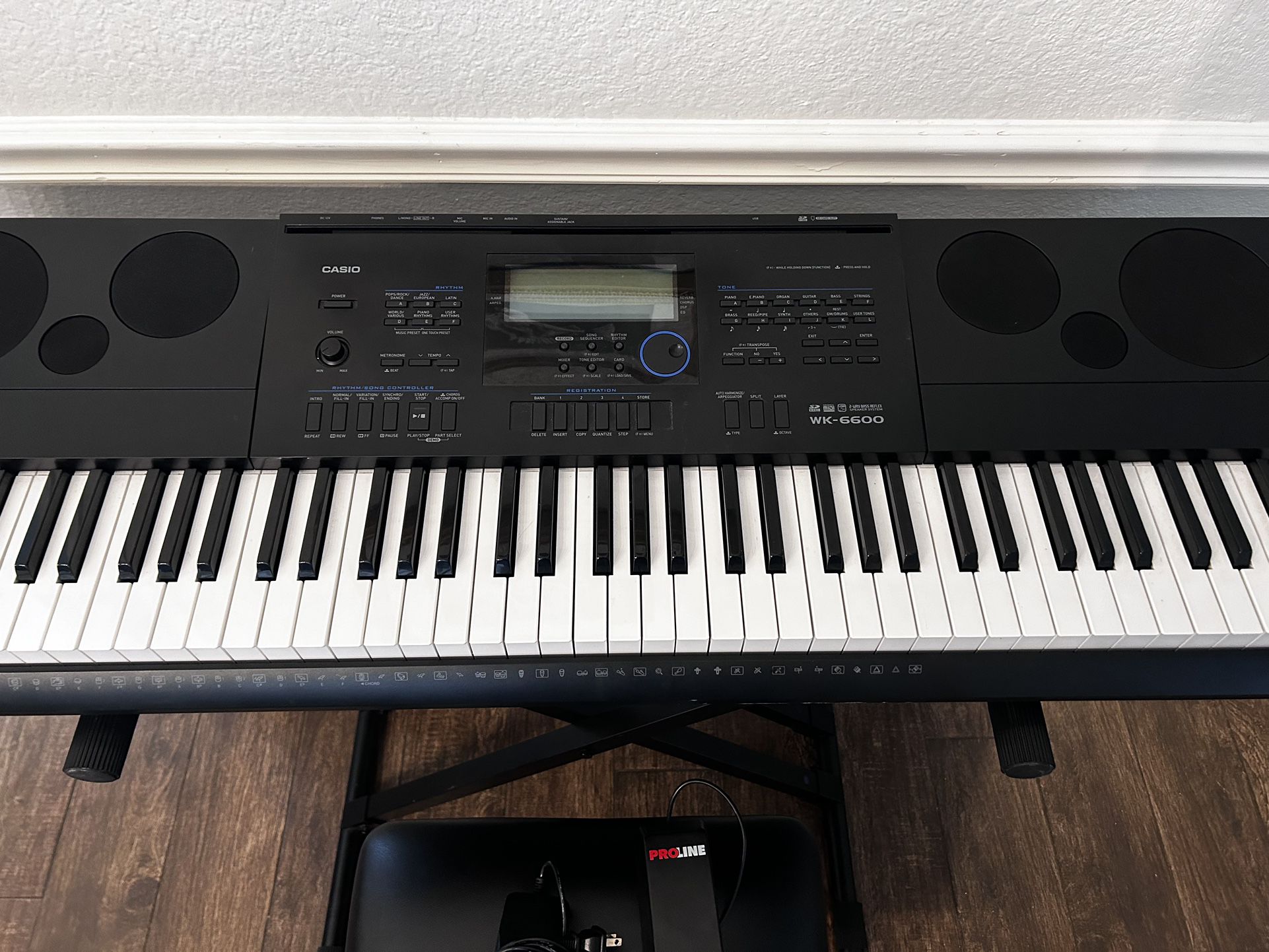 Casio WK-6600 76-Key Keyboard