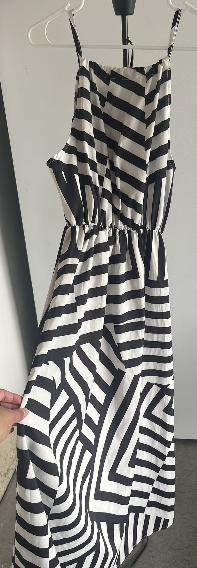 Black and white zig zag pattern long dress.