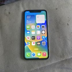 Apple iPhone XR Unlocked 