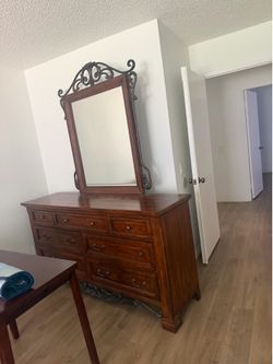 Room set