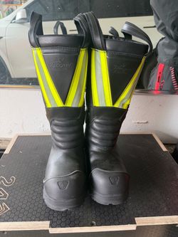 Thorogood structure boots