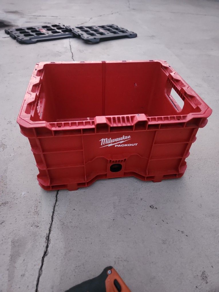 Milwaukee Parkout Crate