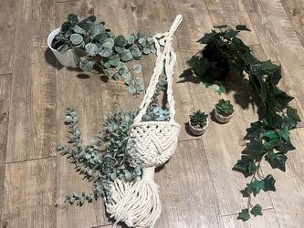 5 Fake Plants With Pots And Hanging Pot
