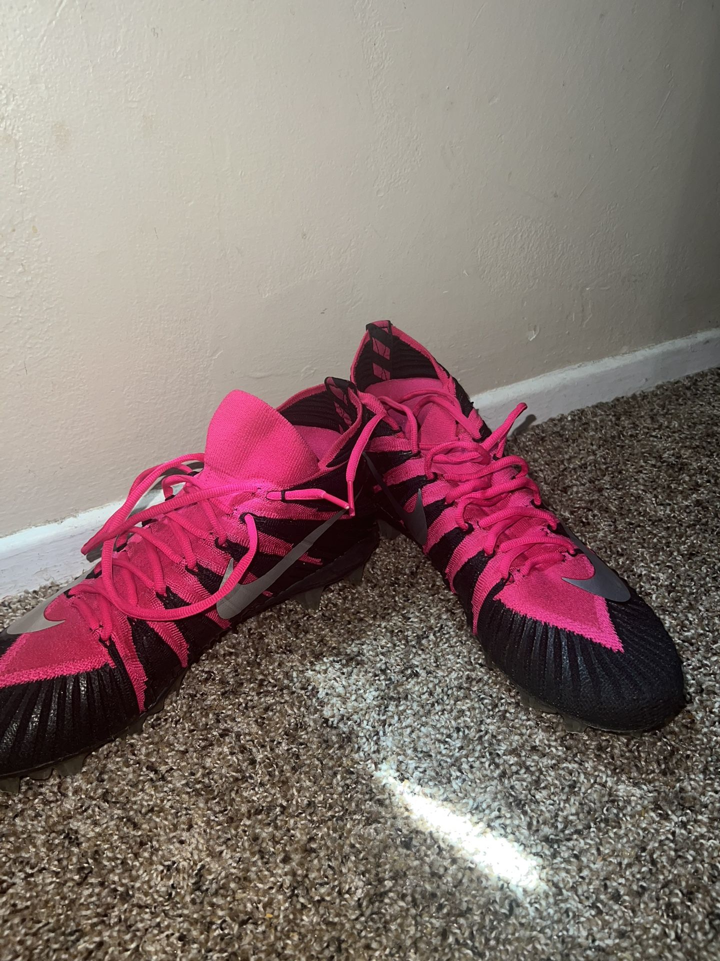 Nike Alpha Menace Elite Pink & Black Football Cleats