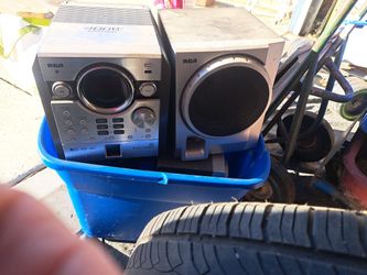 Stereo With Speakers Like New