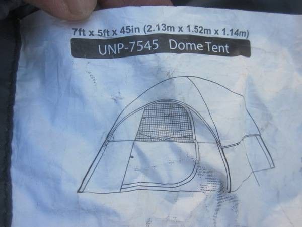 NEW UNP-7545 3 man dome tent 7' X 5' X 45"  NEW UNOPENED MINT COND