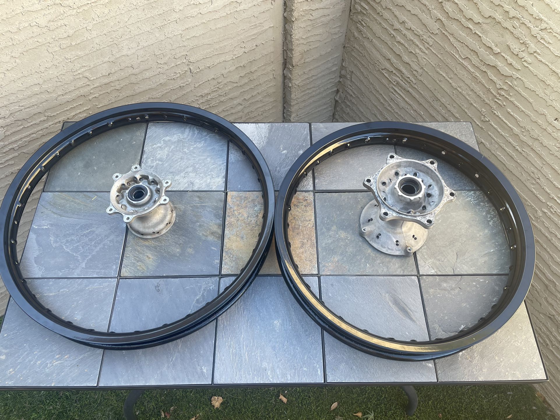 Dirtbike Hoops/Rims & Hubs Powdercoated Black