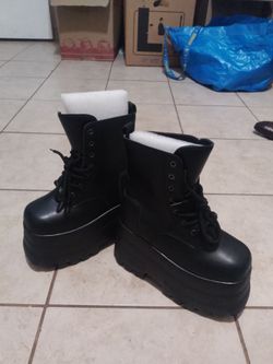 Plat Form Boots