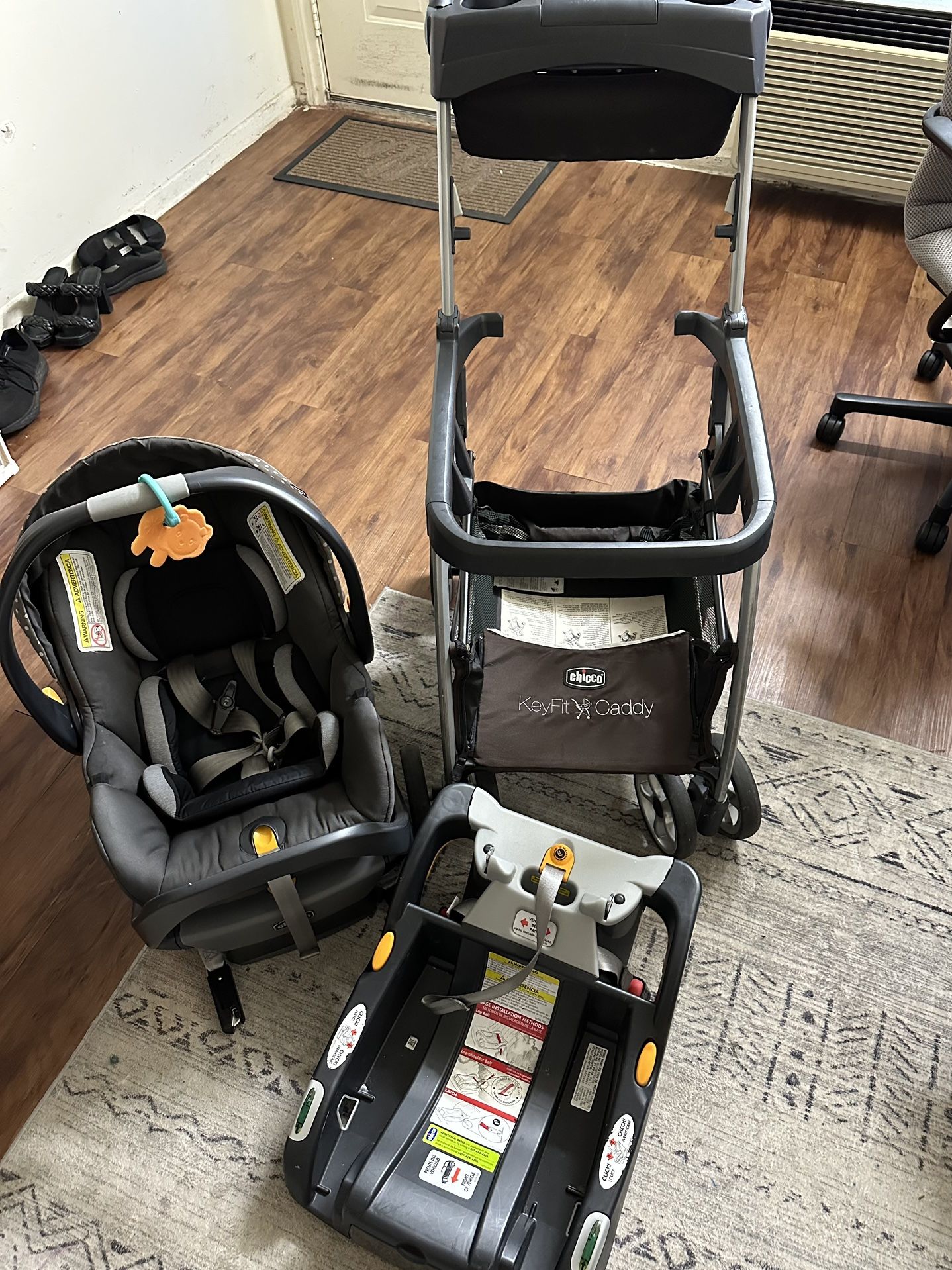 Infant Chicco Key Fit 360 Car seat And Stroller Set