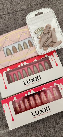 $6 Each. Natural Colored Press On Nails 💅 