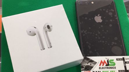 IPHONE 8 64GB UNLOCKED