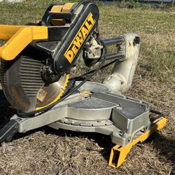 Dewalt Sliding Miter Saw
