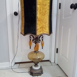 Old Vintage Antique Table Lamp