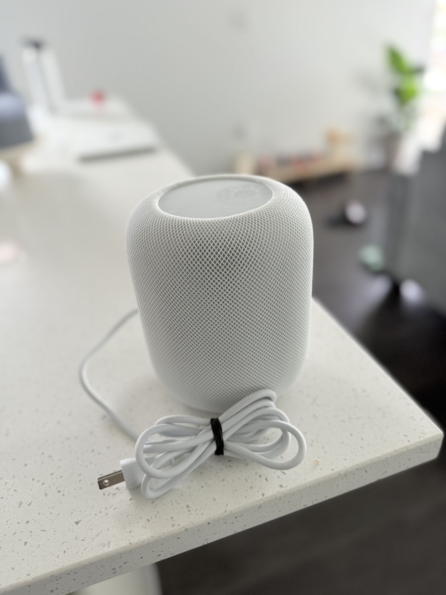 Apple HomePod (2nd Generation) - White - Excellent Condition!
