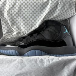 Air Jordan 11 Gamma Size 5y 