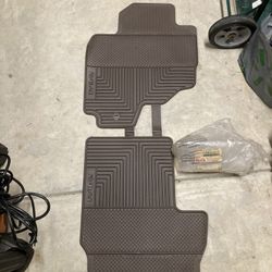 Toyota RAV4 Factory Mats