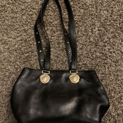 Gianni Versace Leather Purse & Wallet for Sale in Berenda, CA - OfferUp