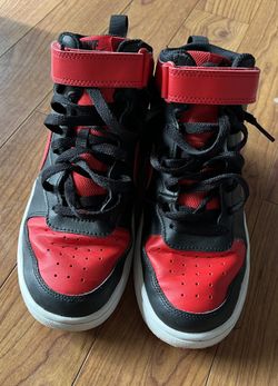 Nike Court Bourough Mid 2 Shoes, Size 6.5Y