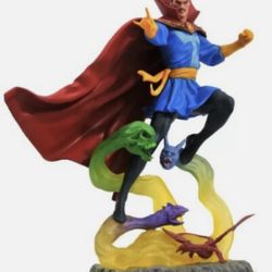 Disney Marvel Doctor Strange Gallery Diorama Figure by Diamond Select Toys 12” brand new in box